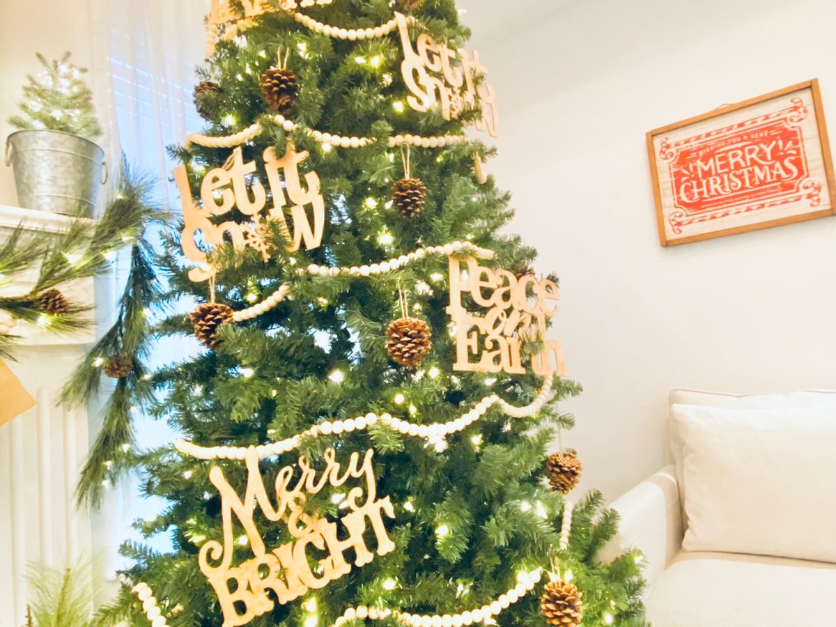 $10 DIY Rustic Christmas Tree Decoractions (Dollar&nbsp;Tree)
